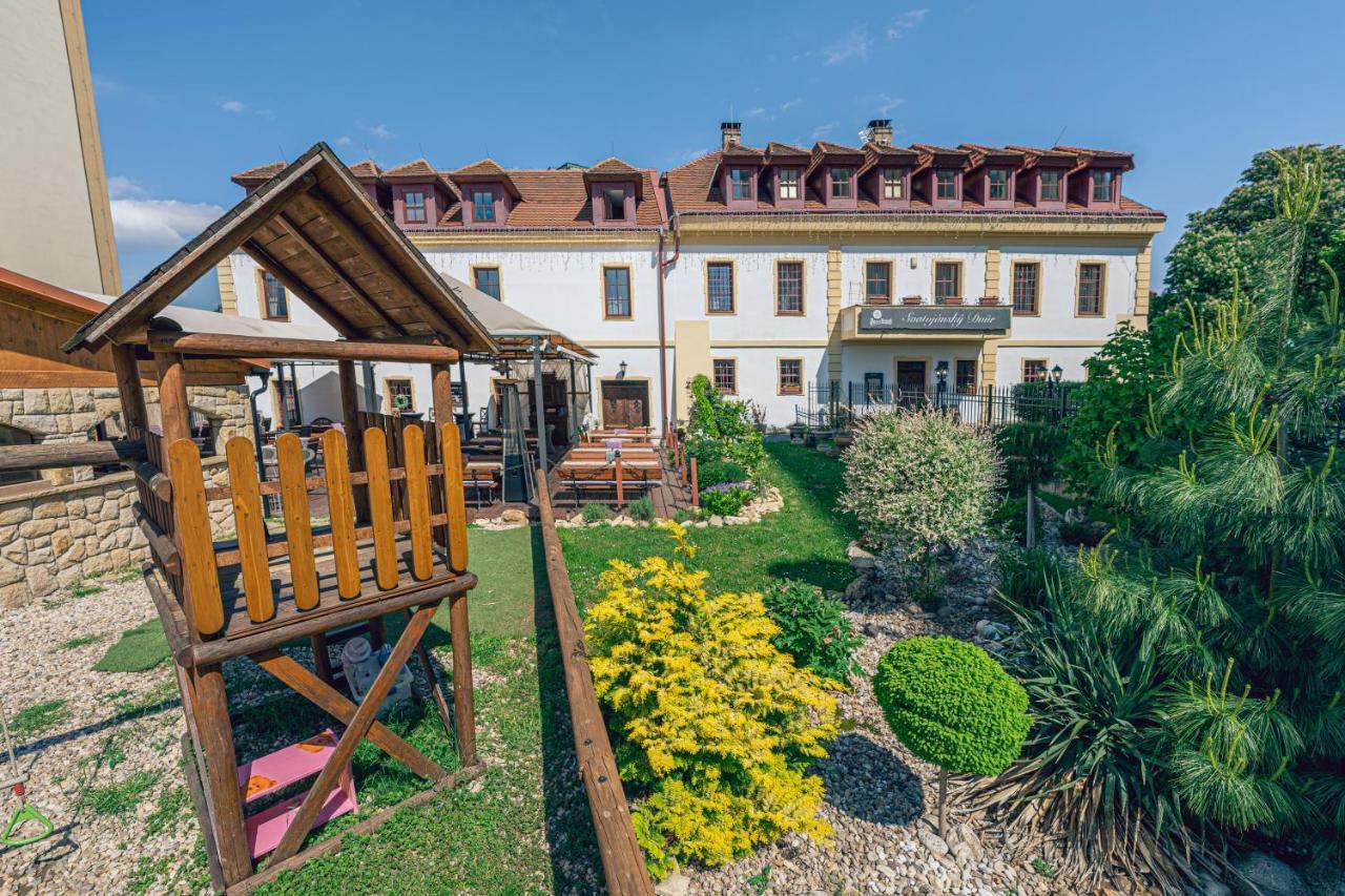 Hotel Svatojansky Dvur Prague Exterior photo